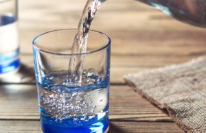 La bebida refrescante sin alcohol ni calorías perfecta para hidratarse en verano.
