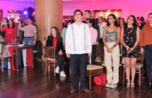 FESTEJAN EN CLUB FRANCE DÍA NACIONAL DE FRANCIA.