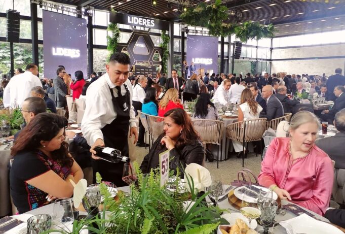 Los 300 Líderes Más Influyentes de México 2024.