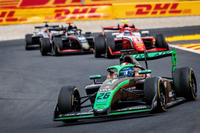 RICARDO ESCOTTO EXHIBE RITMO Y PODER DE REMONTADA EN EL MÍTICO CIRCUITO DE SPA-FRANCORCHAMPS •
