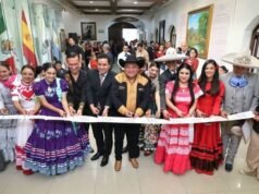 ENTRE LIENZOS Y ARTE